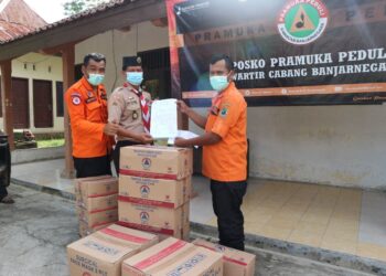 Gerakan Pramuka Banjarnegara Terima Bantuan Hygiene Kit