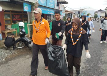 Aksi Peduli Bumi, Pramuka Peduli Kwarcab Banjarnegara Adakan Bersih Kota Banjarnegara