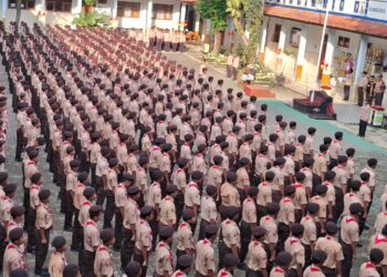 Bangun Karakter, Ambalan Ken Arok–Ken Dedes SMKN 2 Bawang Gelar Pengambilan Badge