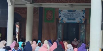 Ambalan Arjuna Srikandi SMK HKTI 1 Purwareja Klampok Gelar Bakti Sosial di Masjid Agung Ki Ageng Chasan Besari