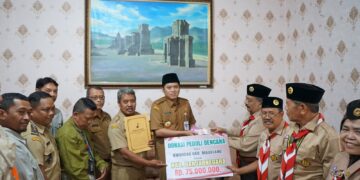 Bantuan Rp75 Juta dari Pramuka Magelang untuk Warga Terdampak Longsor Situkung