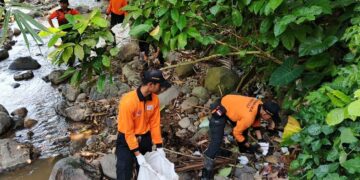 Menjaga Nadi Sungai, Menanam Harapan Bumi.