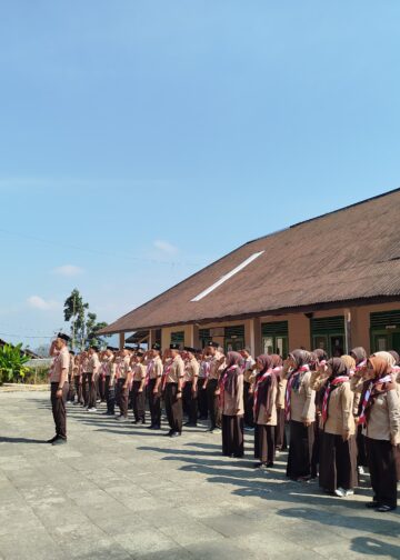 Kursus Orientasi Singkat dan Karangpamitran Kwarcab Banjarnegara Cetak Komitmen Baru Pembinaan Pramuka di Pejawaran